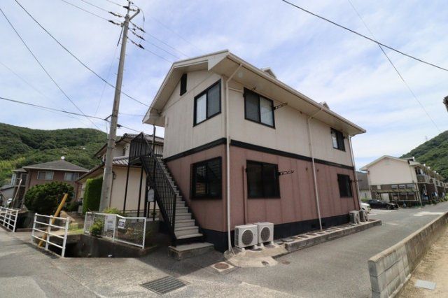 ジョイファミリー八浜 B棟の外観画像