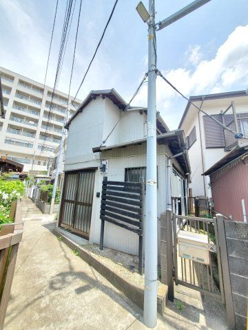 田浦2貸家の外観画像