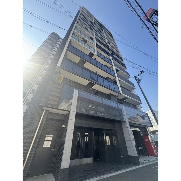 アドバンス西梅田フォルンの外観画像