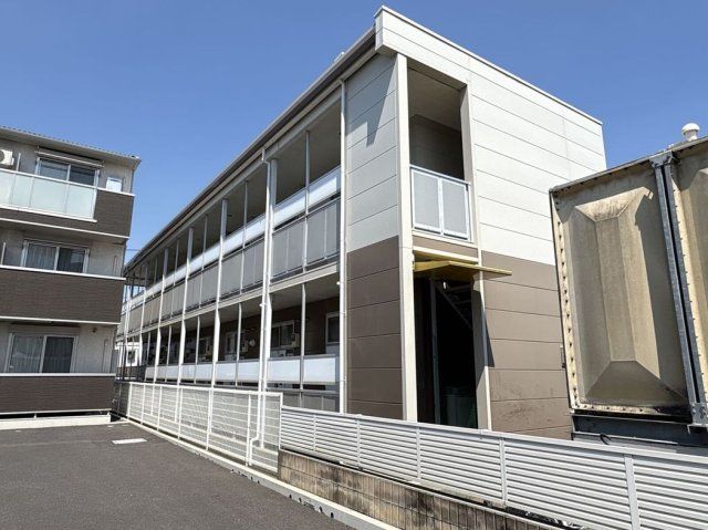 レオパレスバックスの外観画像