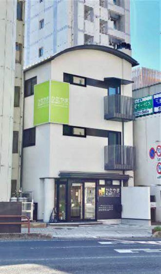 クローバーハウスの外観画像