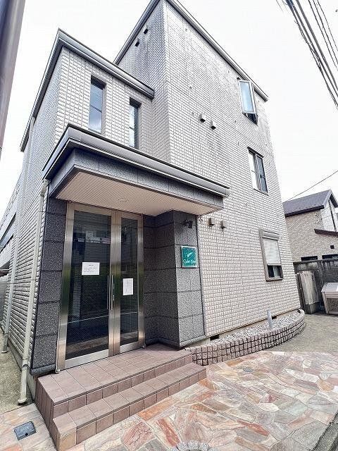 シダーレーンの外観画像