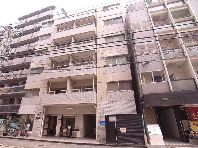 ルトゥール薬院の外観画像