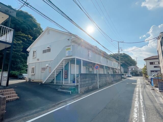 クールジュネスの外観画像