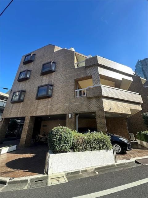 板倉マンションの外観画像