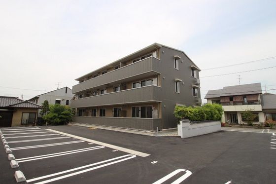 ゼンティール川崎地の外観画像