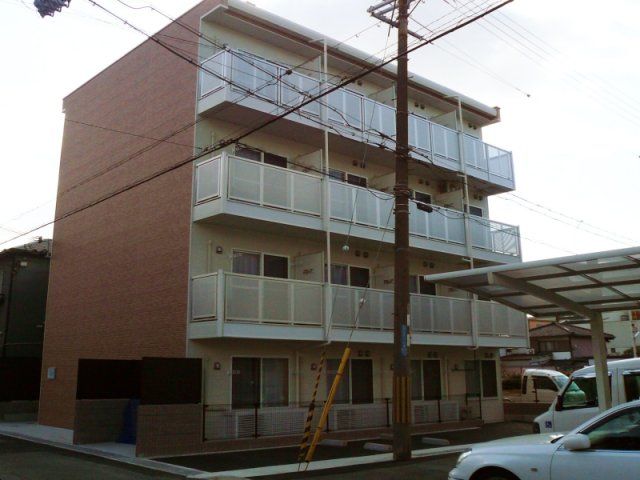 レオパレスルコントワール御影の外観画像