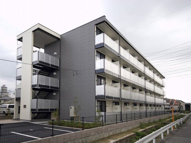 レオパレス太子堂の外観画像