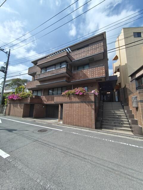 コスモリヴェール豪徳寺の外観画像