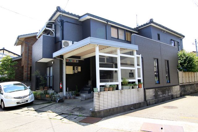 NAFNAFの外観画像