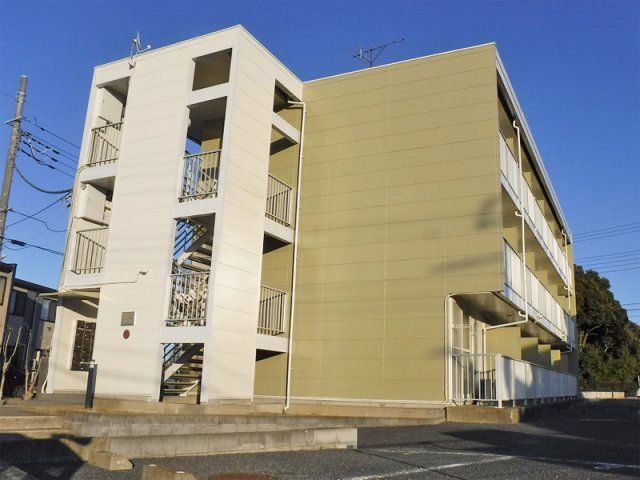 レオパレスSUNRISE南新木の外観画像