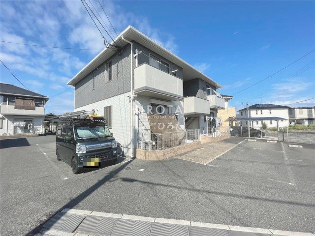 メゾンエクレールD棟の外観画像