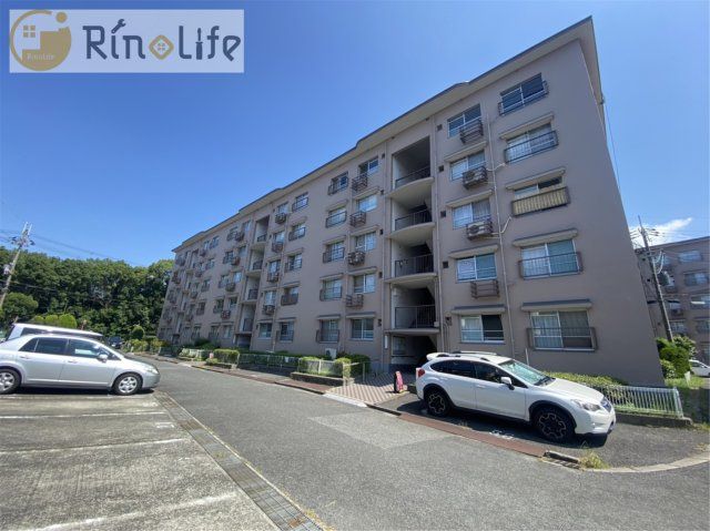 泉北赤坂台A住宅14-2号棟の外観画像