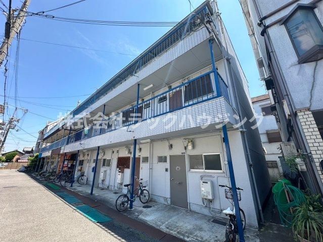 太陽マンション西棟の外観画像