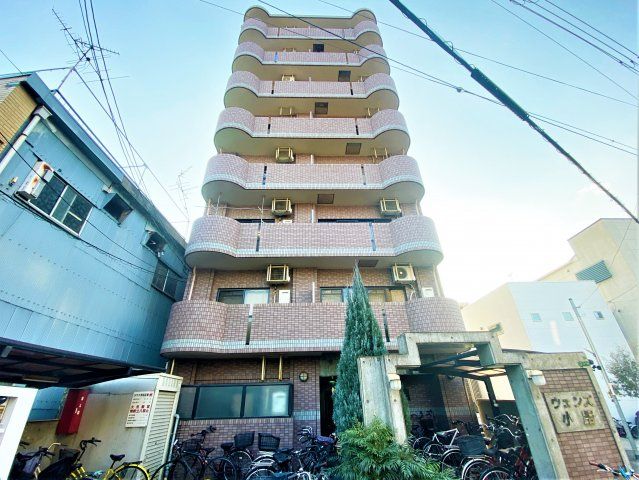 ウエンズ小路の外観画像