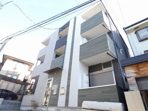 ウエストエムの外観画像