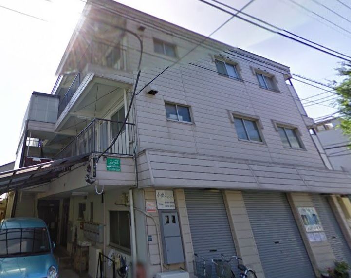 小出マンションの外観画像
