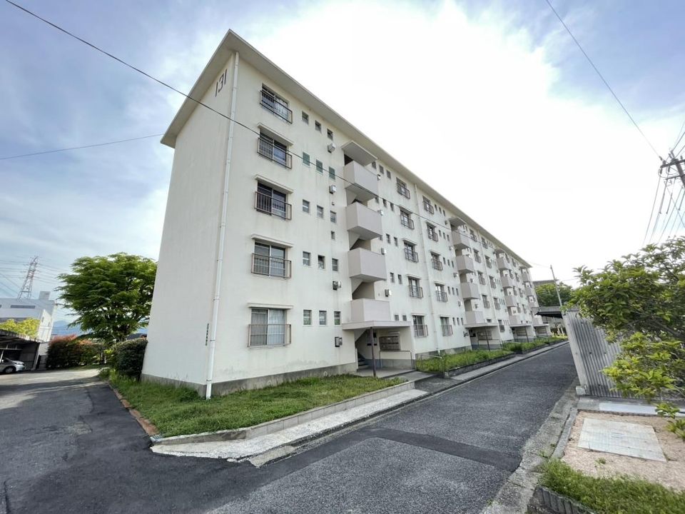 徳力団地131 403号室の外観画像