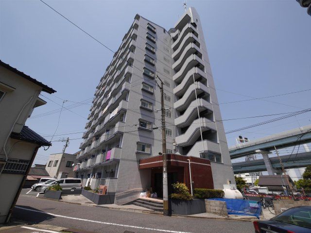 ギャラン春の町の外観画像