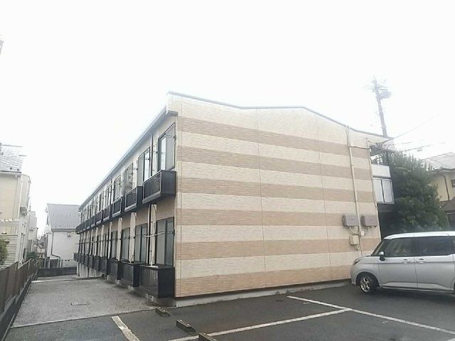 レオパレス緑町の外観画像