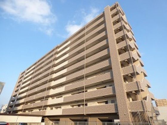 アルファステイツ西条市役所前の外観画像