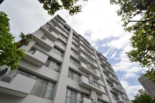 マンションロックハイツの外観画像