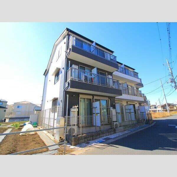 BestStage鶴瀬東の外観画像