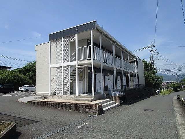 レオパレスデラシネの外観画像