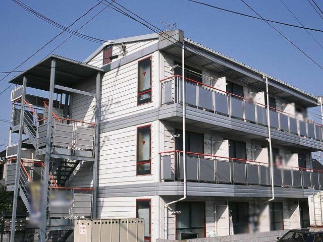 レオパレス甲子園口の外観画像