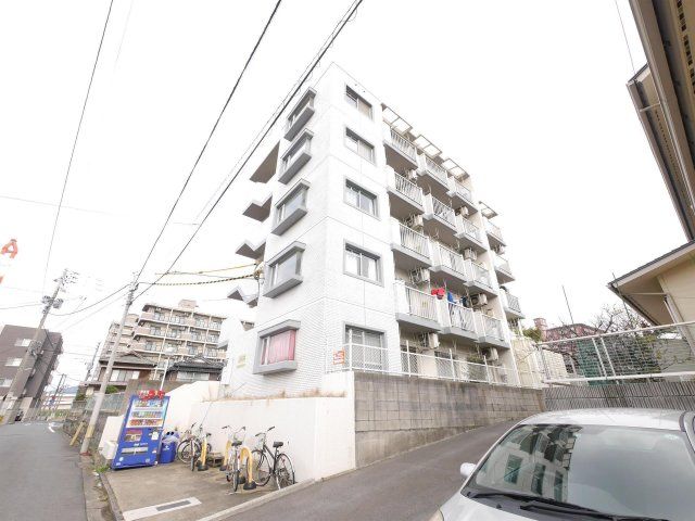 シャトレ熊西の外観画像