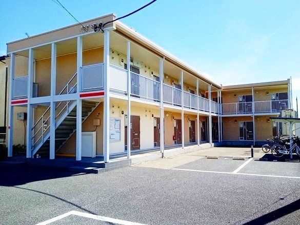 レオパレスなるとうの外観画像