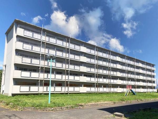 ビレッジハウス松山上野3号棟の外観画像