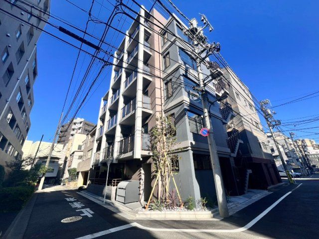 グローリオシェルト新宿山吹町の外観画像