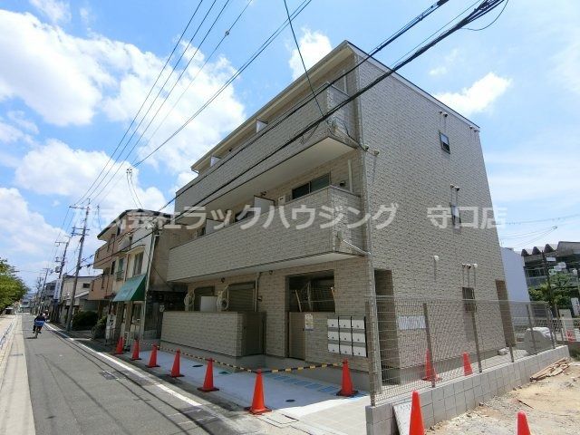 パルディナカダⅢの外観画像