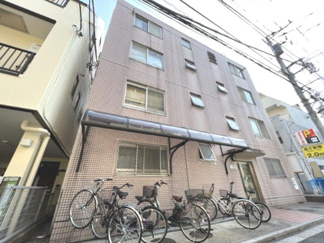 AKテラスの外観画像