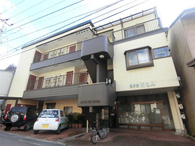 福岡ビルの外観画像