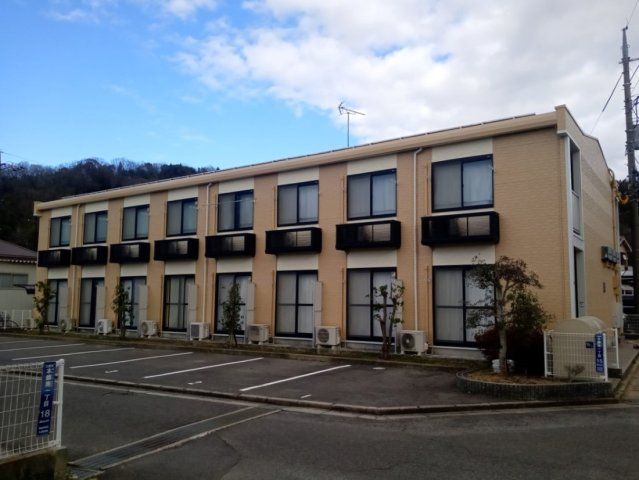 レオパレス花森の外観画像