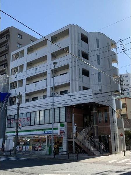 ST PLAZA EASTの外観画像