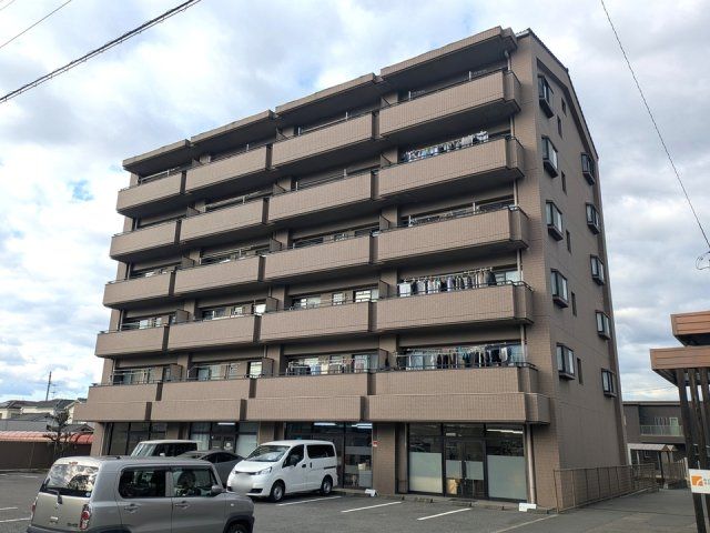 エシャンジゥル松山の外観画像