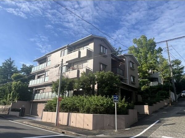 カスティーリョ南山の外観画像