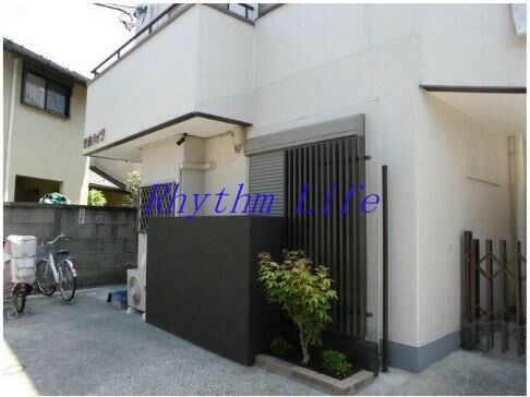 安達ハイツの外観画像