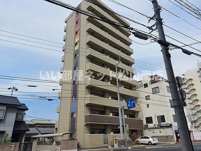 ANNEX Rainbow Towerの外観画像