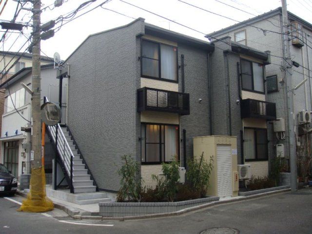 レオパレスノースフィールド新羽の外観画像