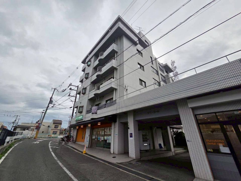 サニーコートの外観画像