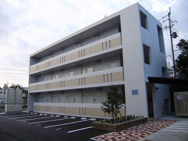 レオパレスハルの外観画像