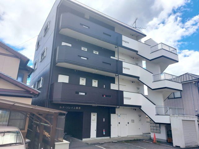 ルナ・ソレイユ桑原の外観画像