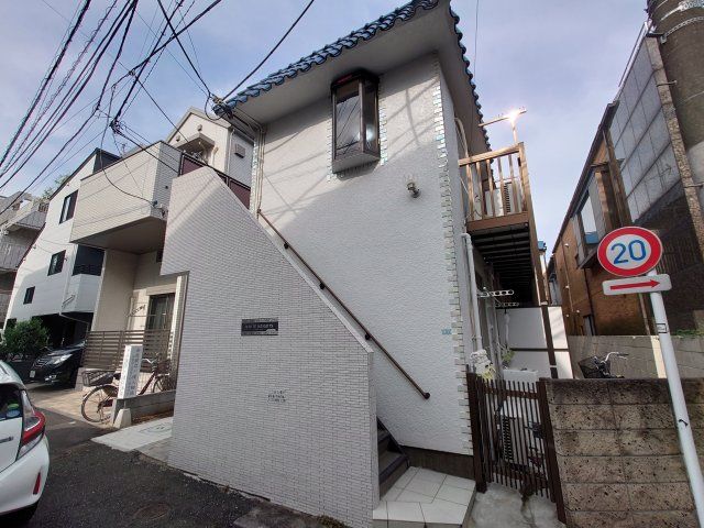 ホワイト・ハイツの外観画像