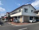 ワインレッドルーフの外観画像
