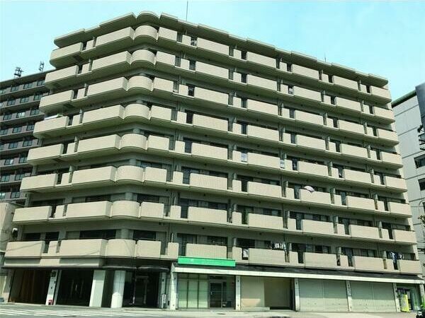 REXIA Shin Umeda(旧:ドムール北梅田)の外観画像