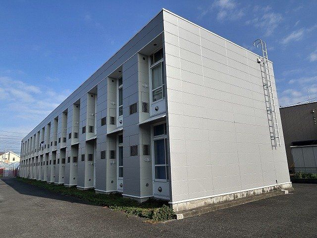 レオパレスU&Sの外観画像